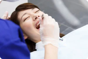 定期的なお口の清掃の様子