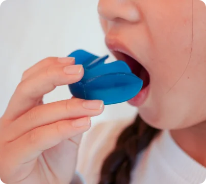 プレオルソを装着するお子さま